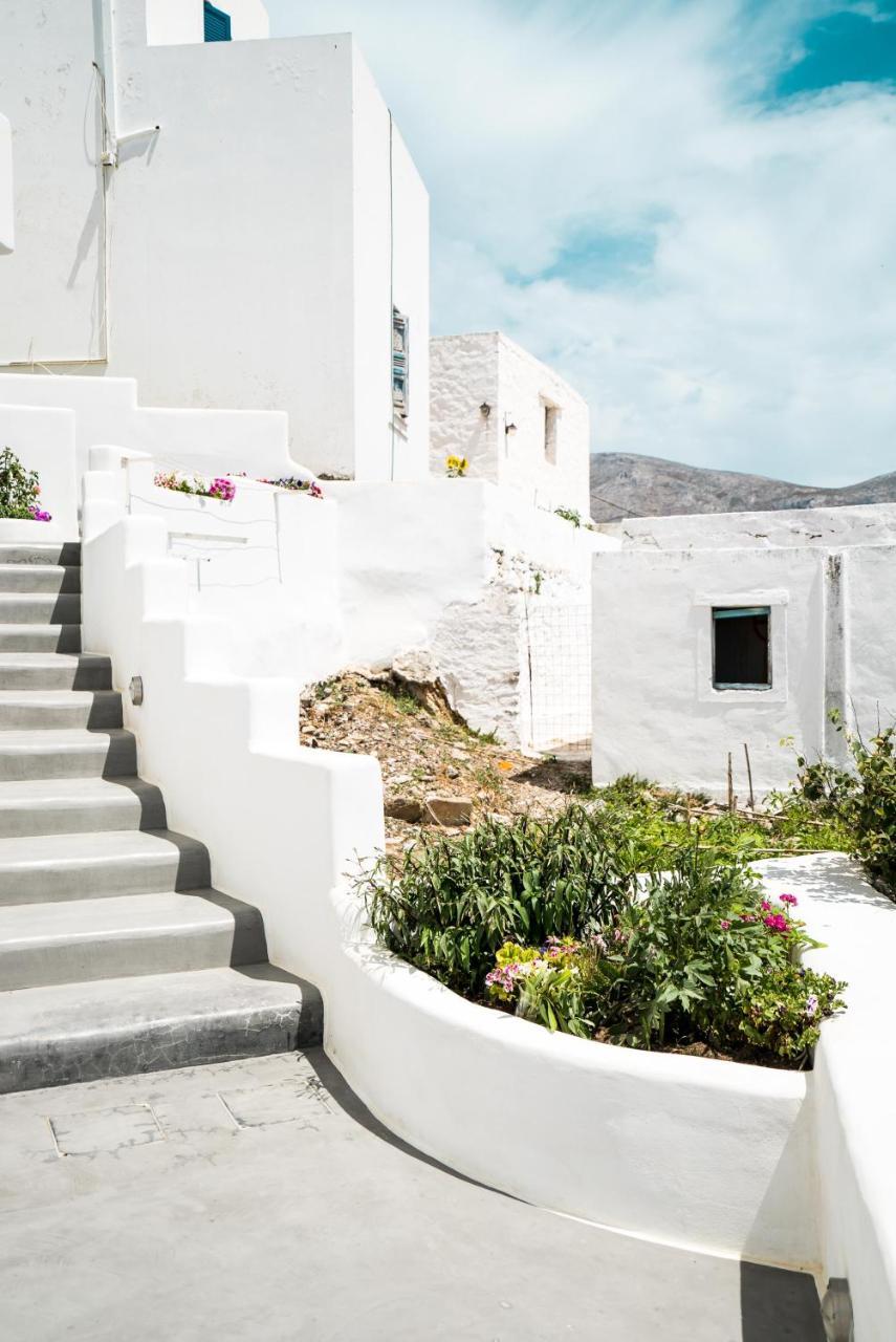 Plori Studios And Apartments Aegiali Exterior photo